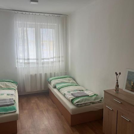 Danubius Szallo Komárno Exteriör bild