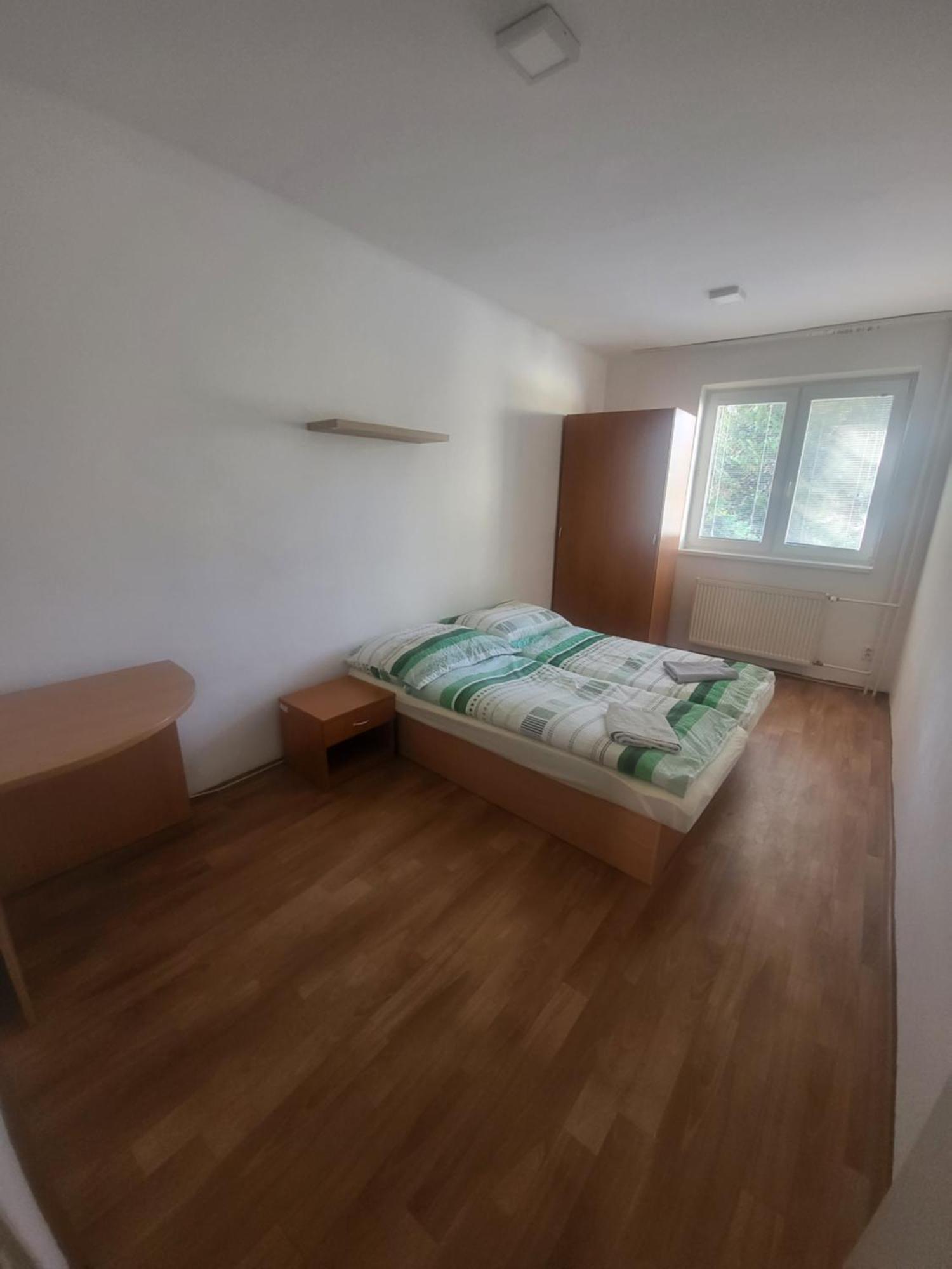 Danubius Szallo Komárno Exteriör bild