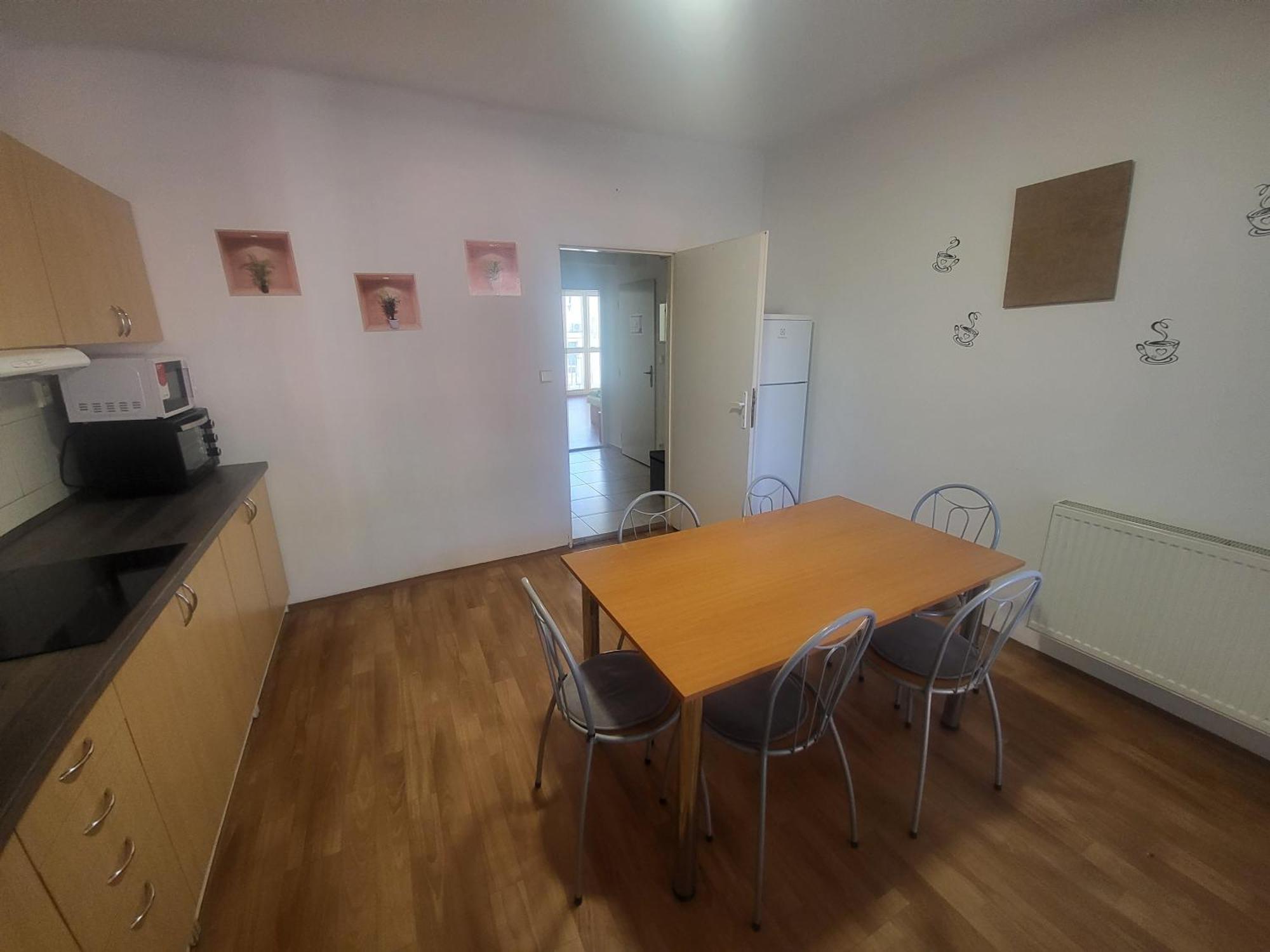 Danubius Szallo Komárno Exteriör bild